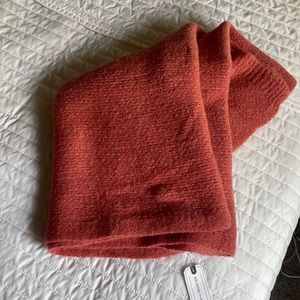 🔴 NWT melrose market scarf